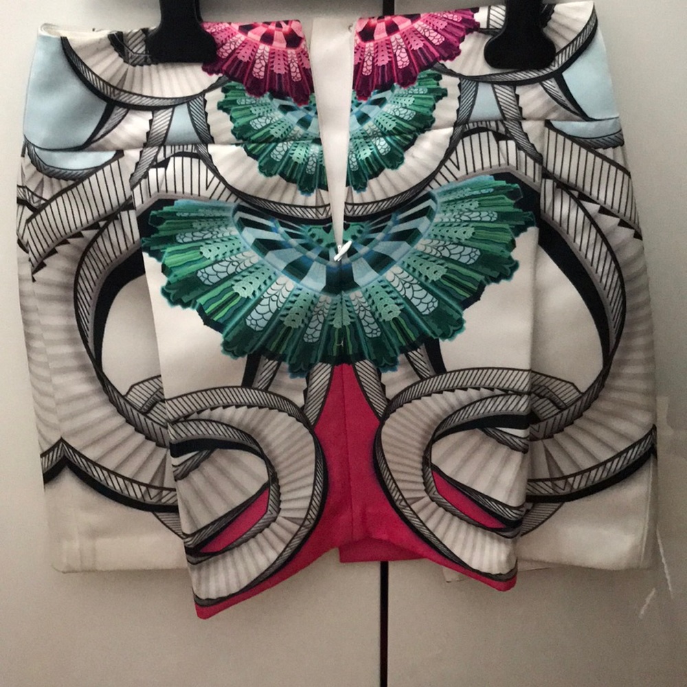 Color print mini skirt - Picture 3 of 3